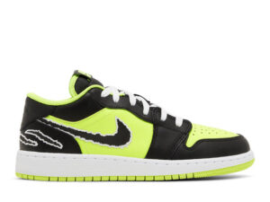 Jordan 1 Low SE Black Cat Volt (GS) - 4.5 Y