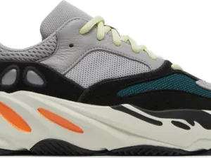 adidas Yeezy Boost 700 Wave Runner (2017/2023) - 8.5 MEN